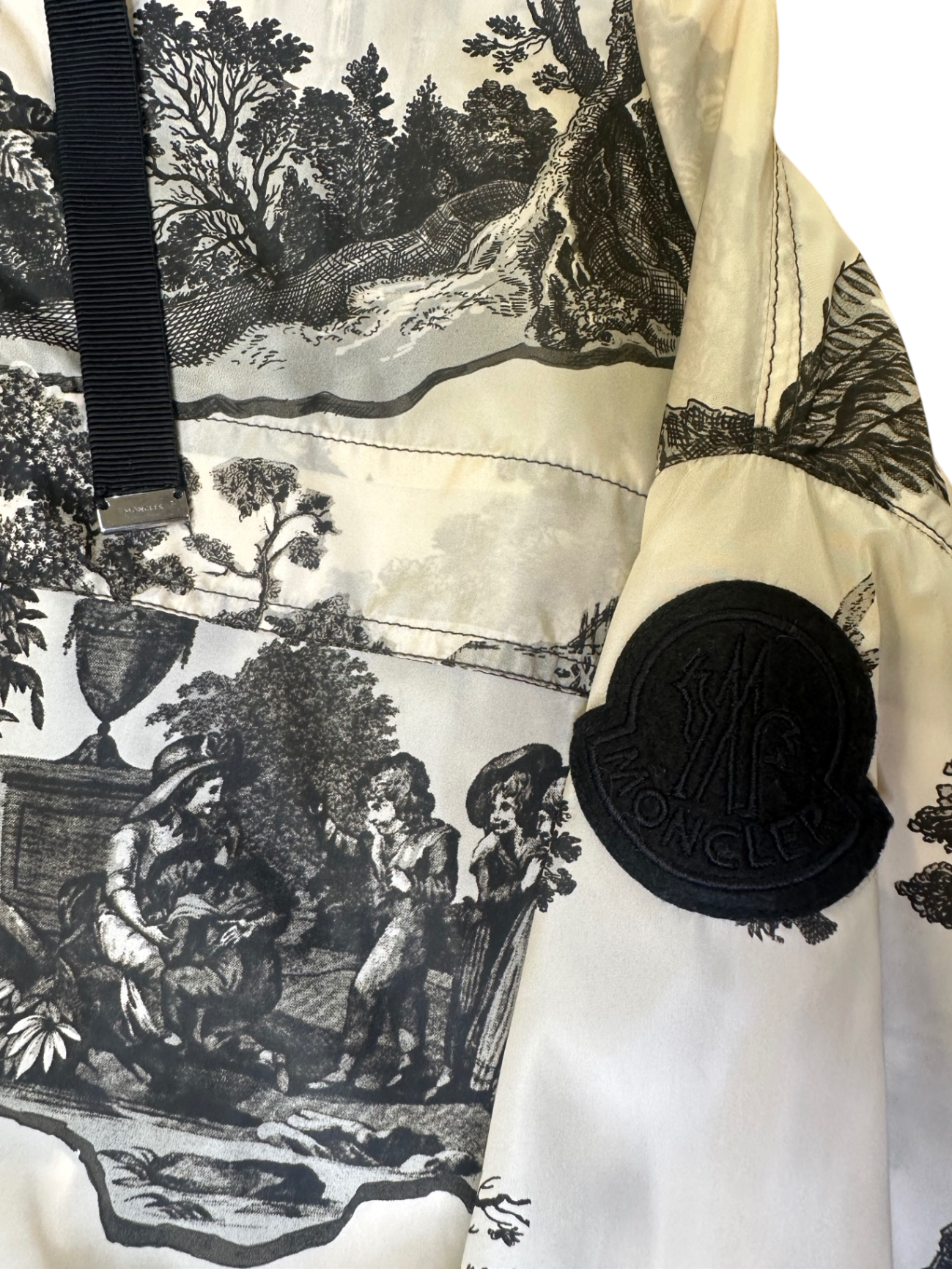 Moncler Mantel Regenmantel 38 Beige/Schwarz Sehr gut