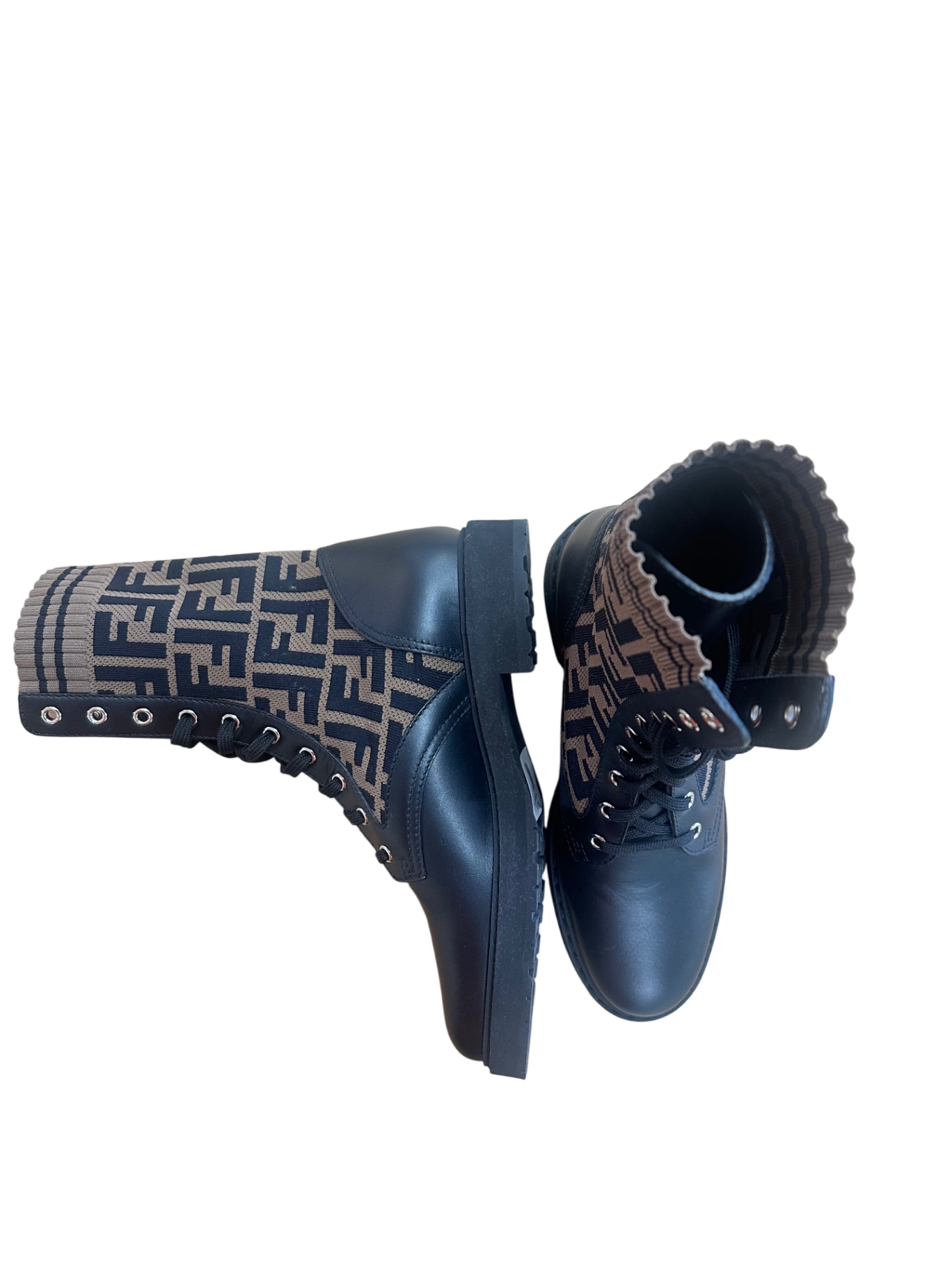 Fendi Stiefel 39 Schwarz Neu ohne Etikett