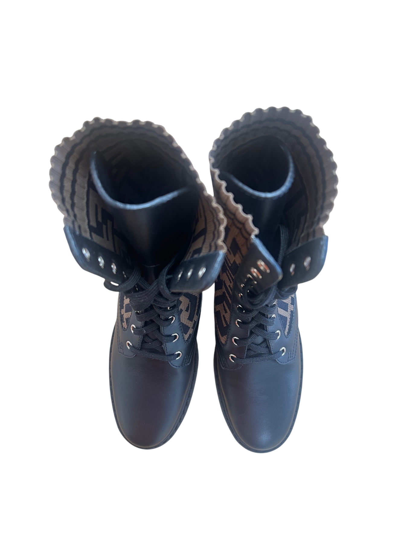 Fendi Stiefel 39 Schwarz Neu ohne Etikett