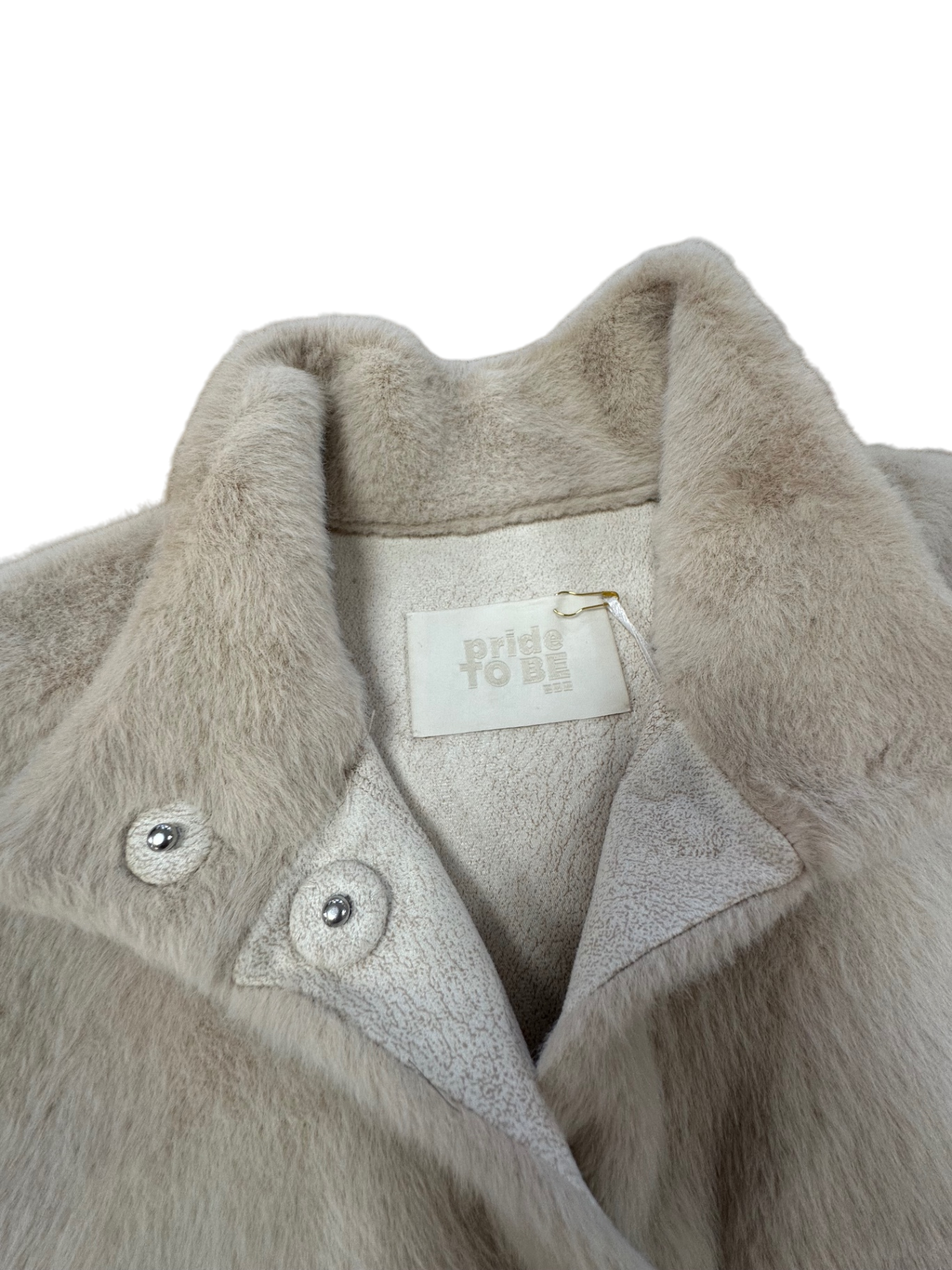 Pride to Be Mantel 38 Beige