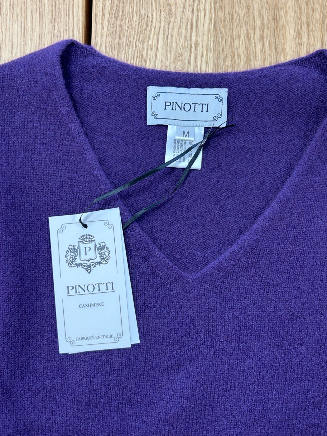 Pinotti Pullover mit V-Ausschnitt Violett 100% Cashmere Neu 40