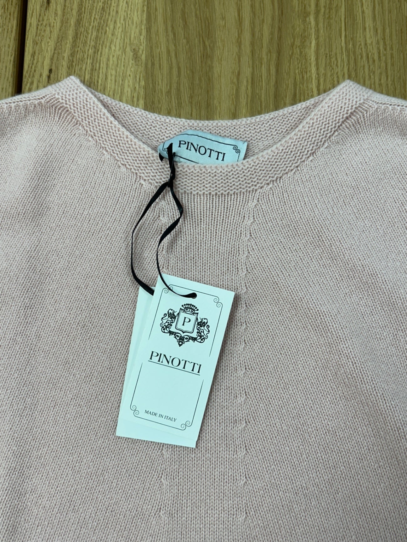 Pinotti poncho with fringes pink 100% cashmere plain new