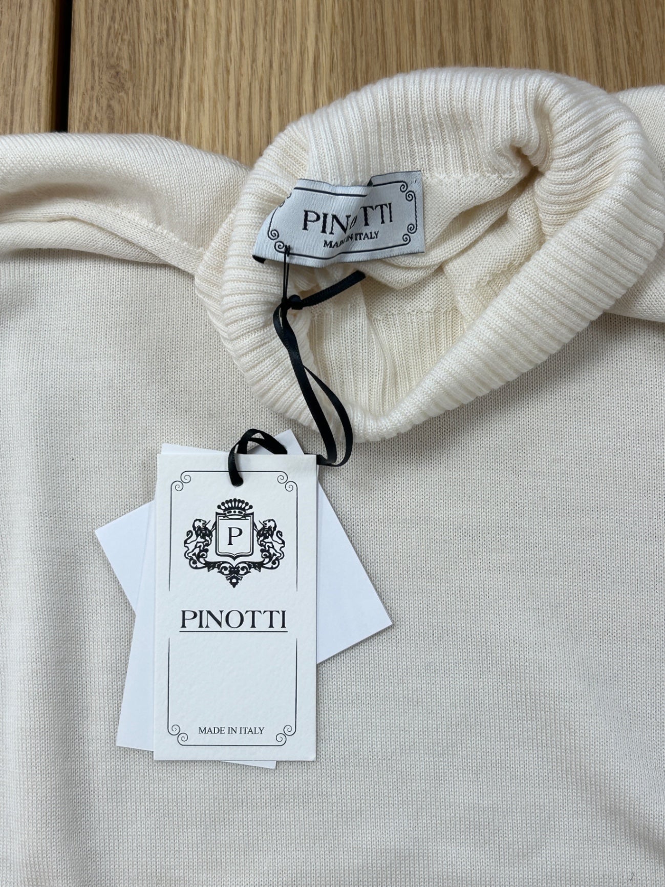 Pinotti Dolce Vita fine white 100% cashmere sweater, new, size 38