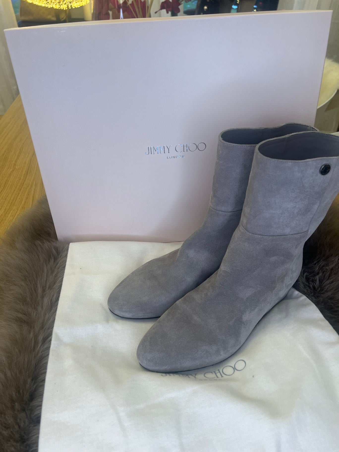 Jimmy Choo Graubeige 39 Wildleder