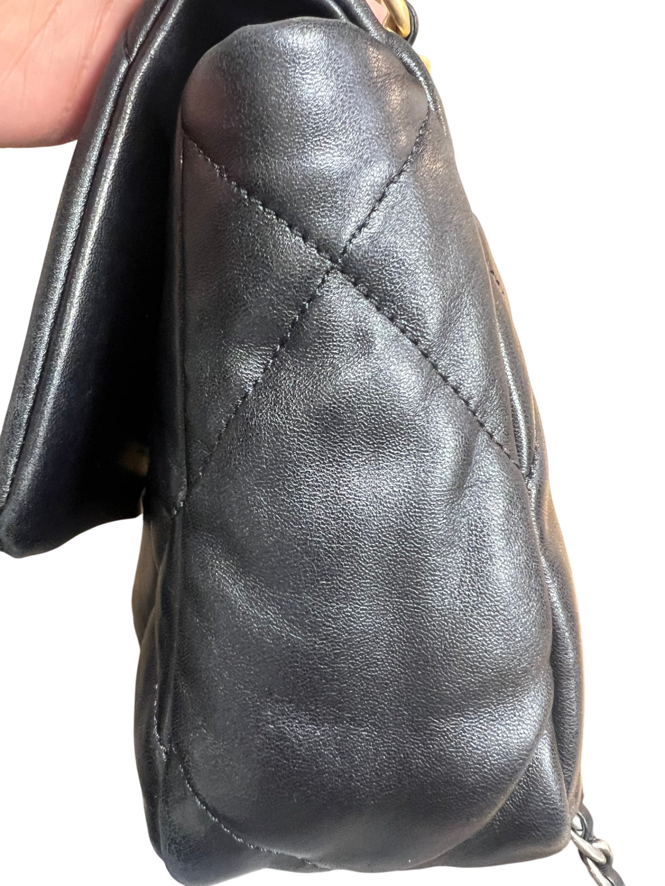 Chanel 19 Schwarz Lammleder Medium