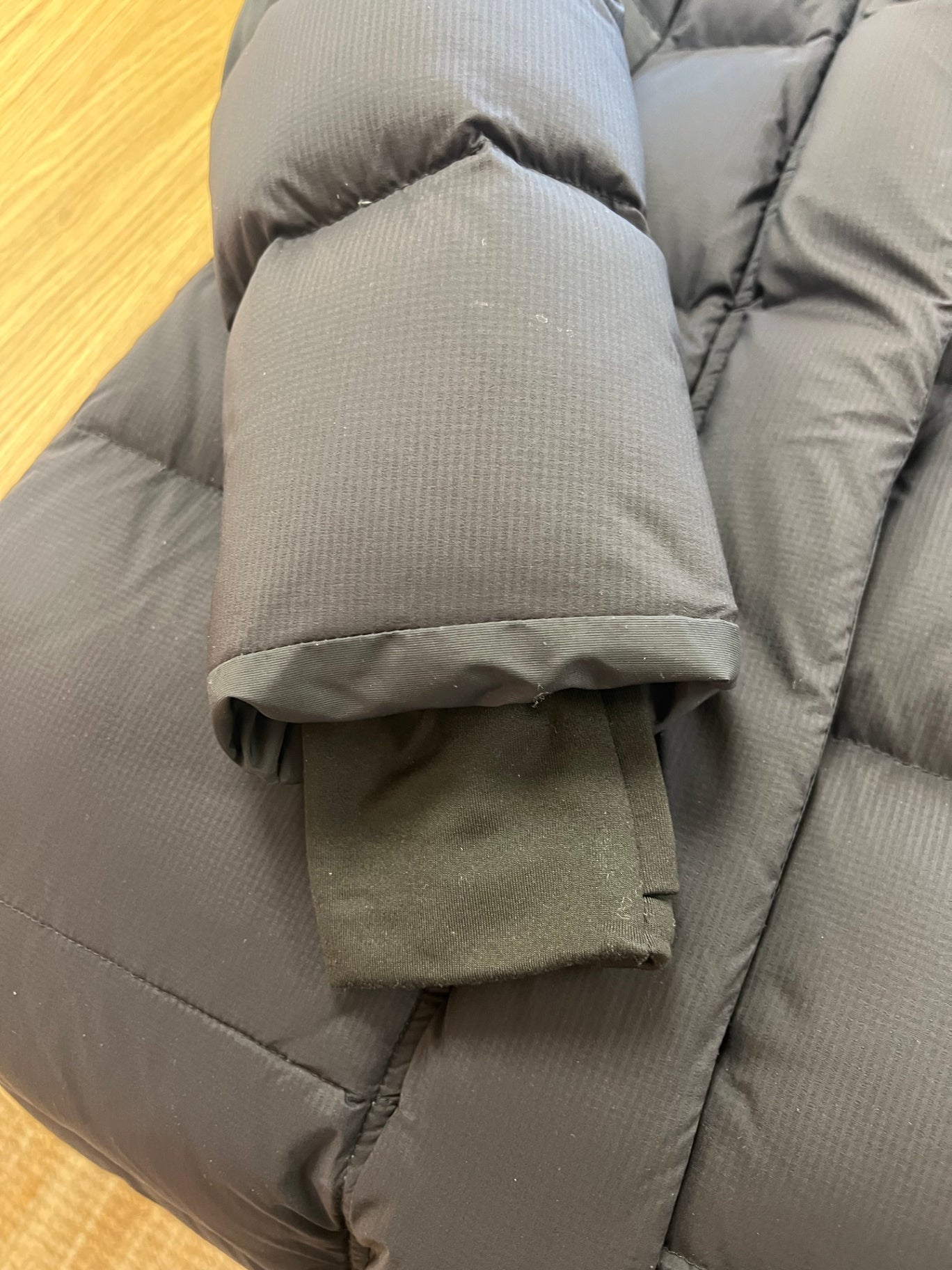 Canada Goose Black 38 Polyamide/Down
