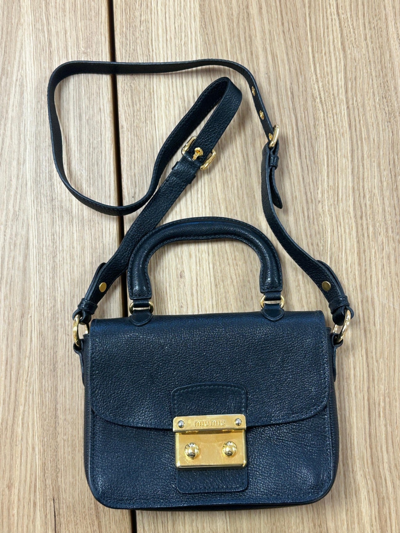 Miu Miu Schwarz Leder