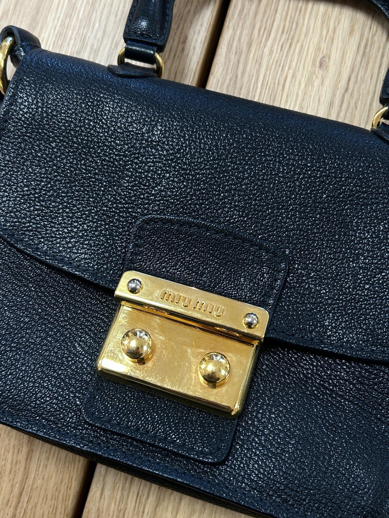 Miu Miu Schwarz Leder