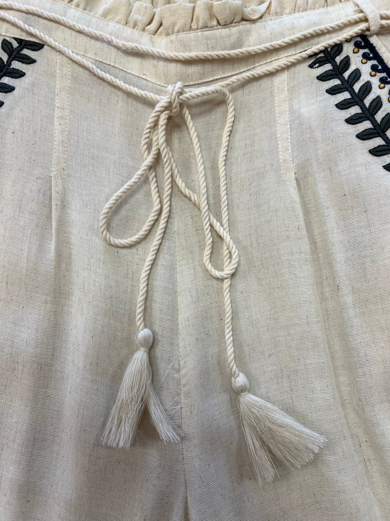 Skirts&Pants Beige und Dunkelblau mit Stickerei und Epauletten 38 Viscose
