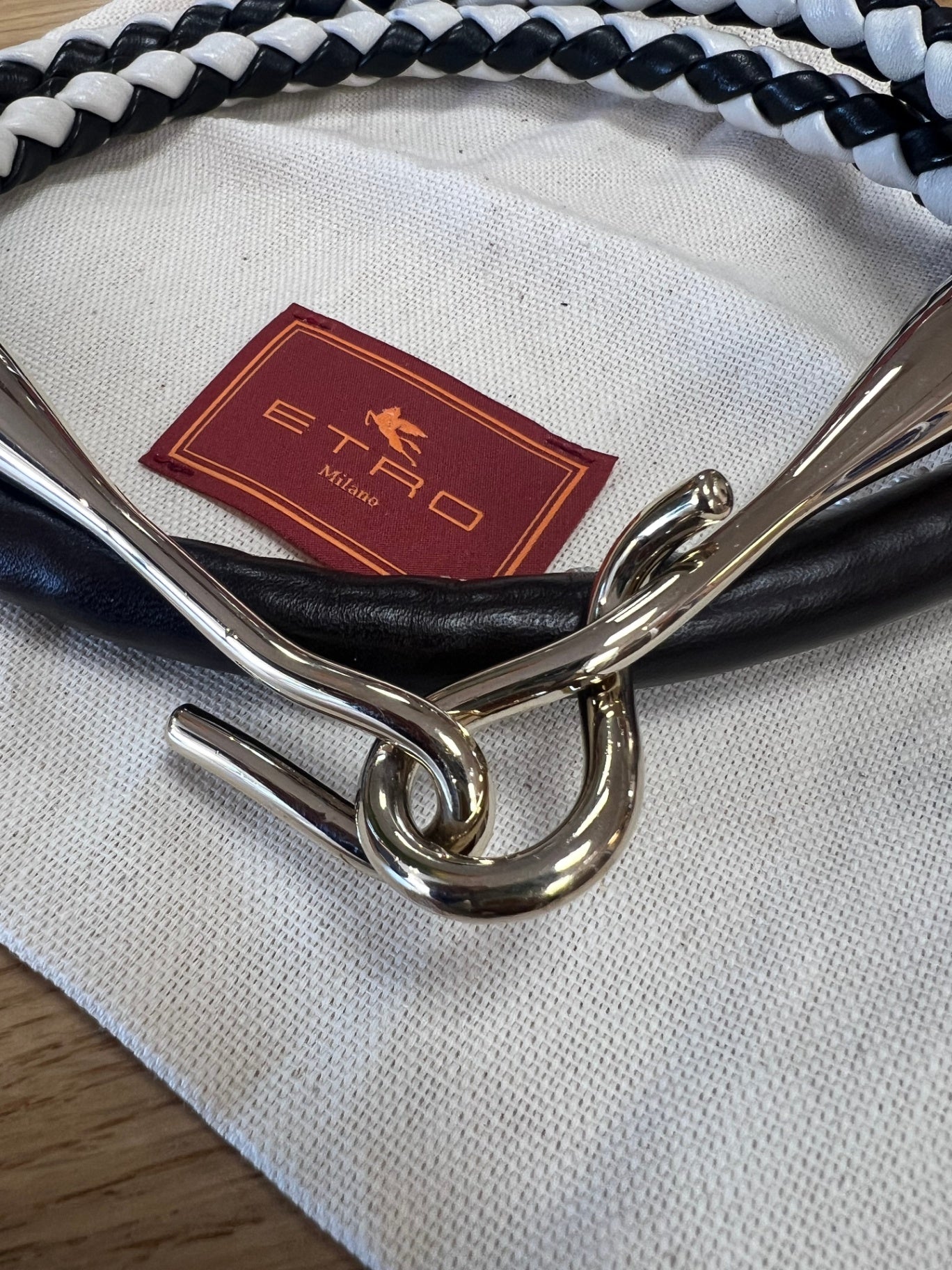 ETRO Schwarz und Weiß Silber 95 cm Leder und Metall