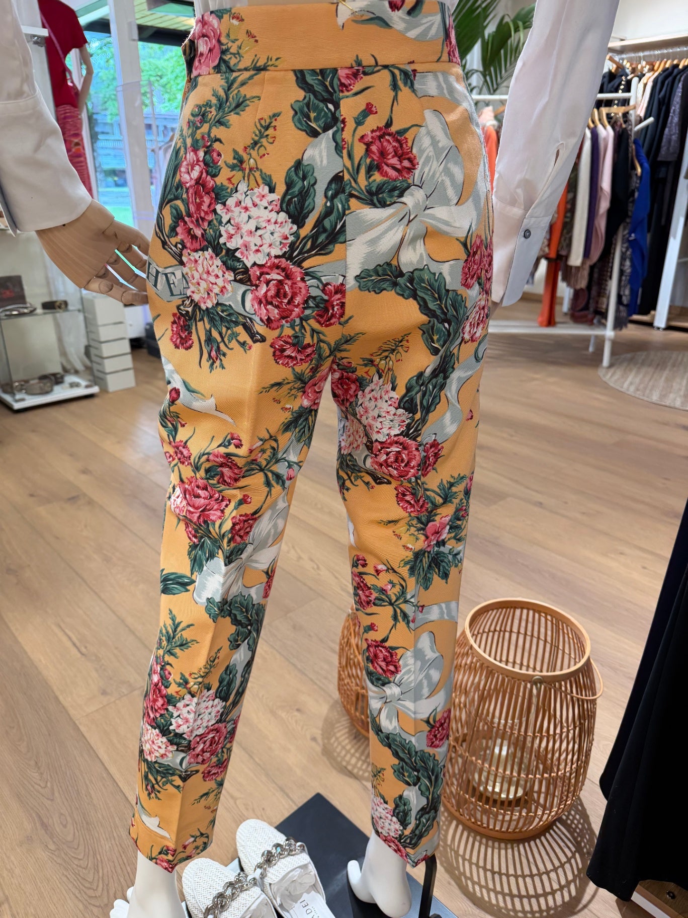 Moschino 36