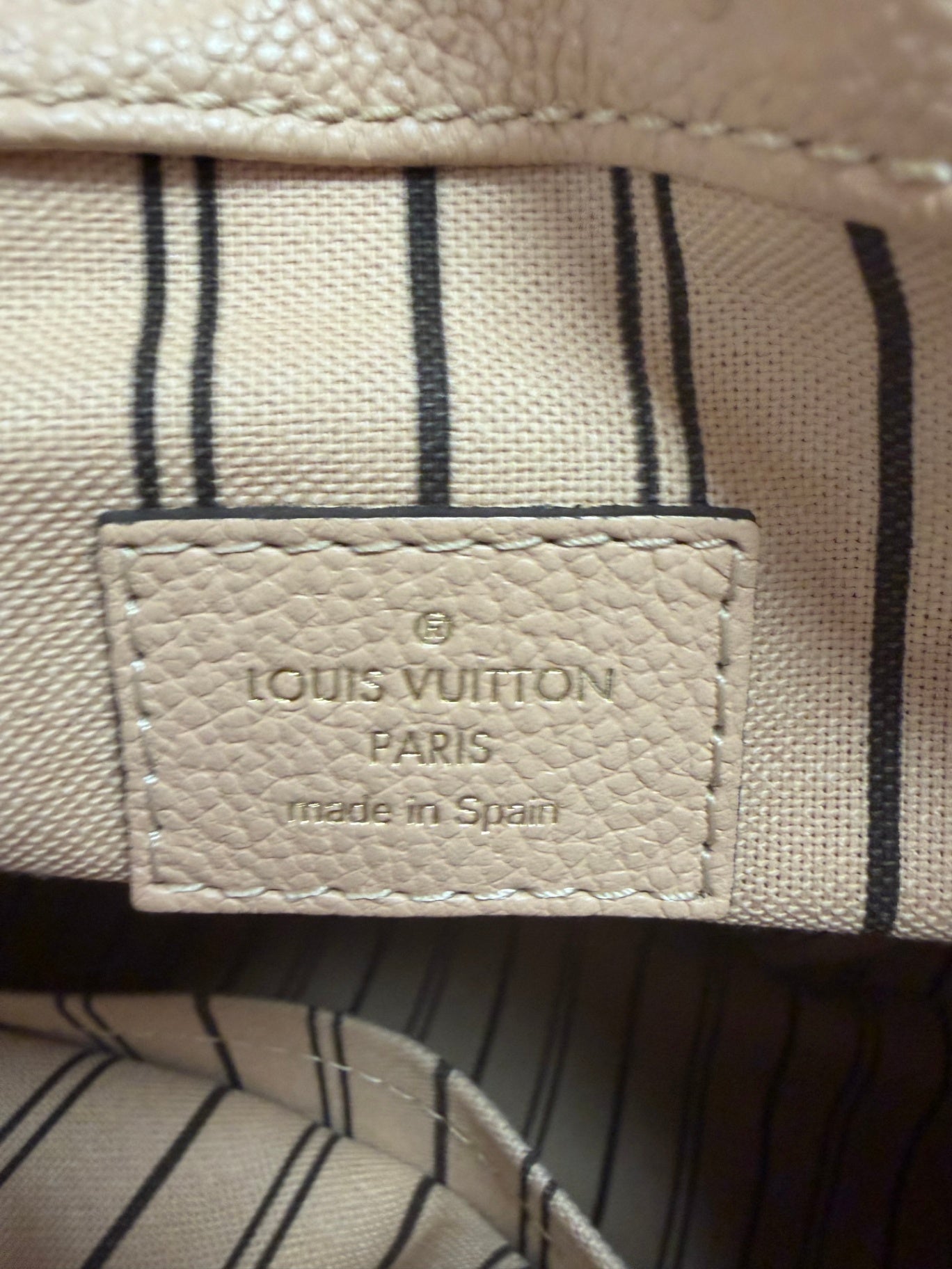 Louis Vuitton Artsy Beigerosé MM Leder