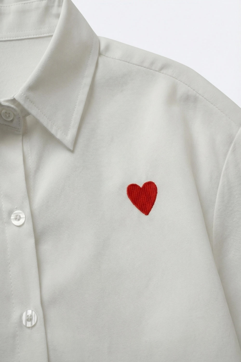 Q2 Bluse Weiß rotes Herz M Baumwolle