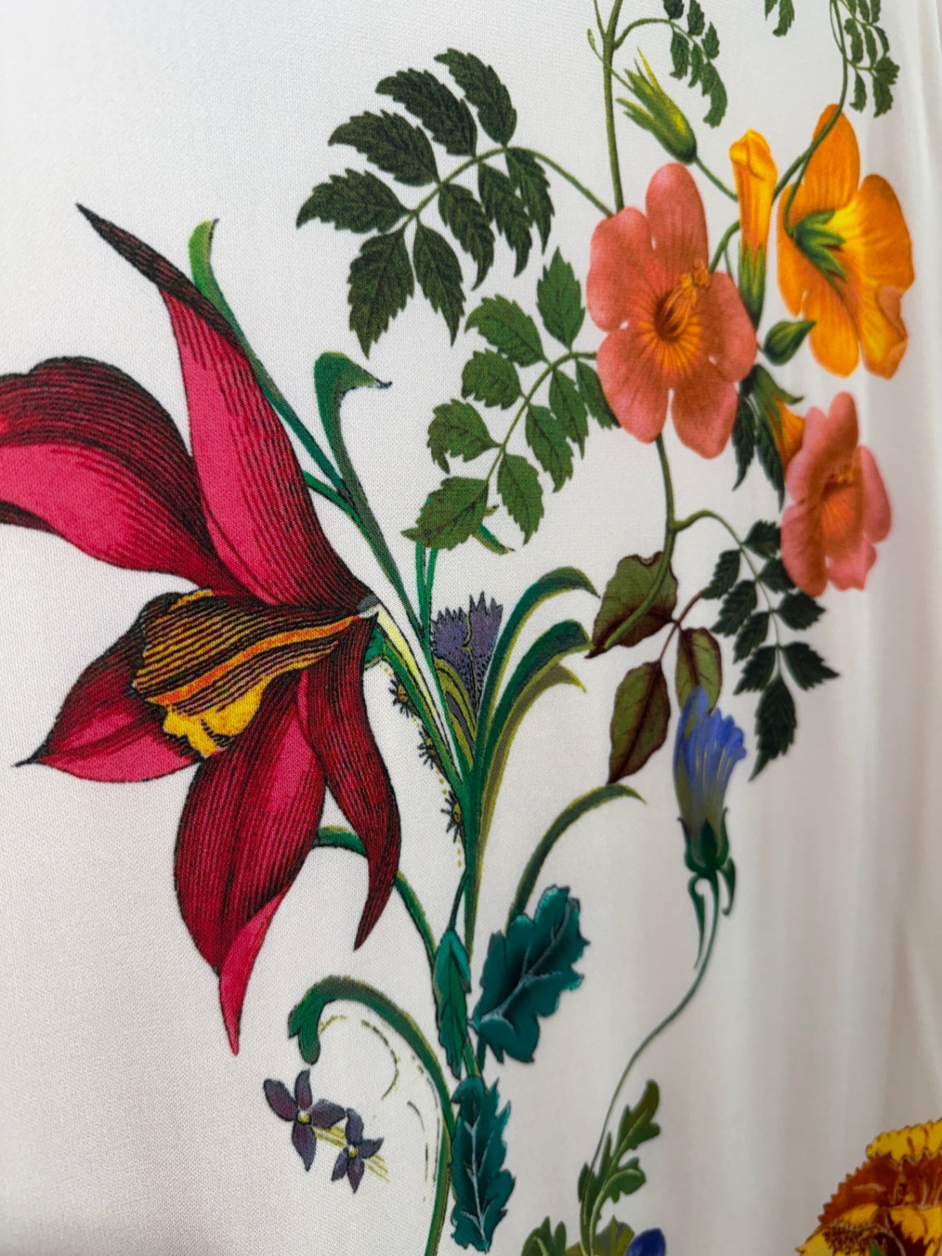 ETRO Creme mit bunten Blumenmustern 40 Viscose