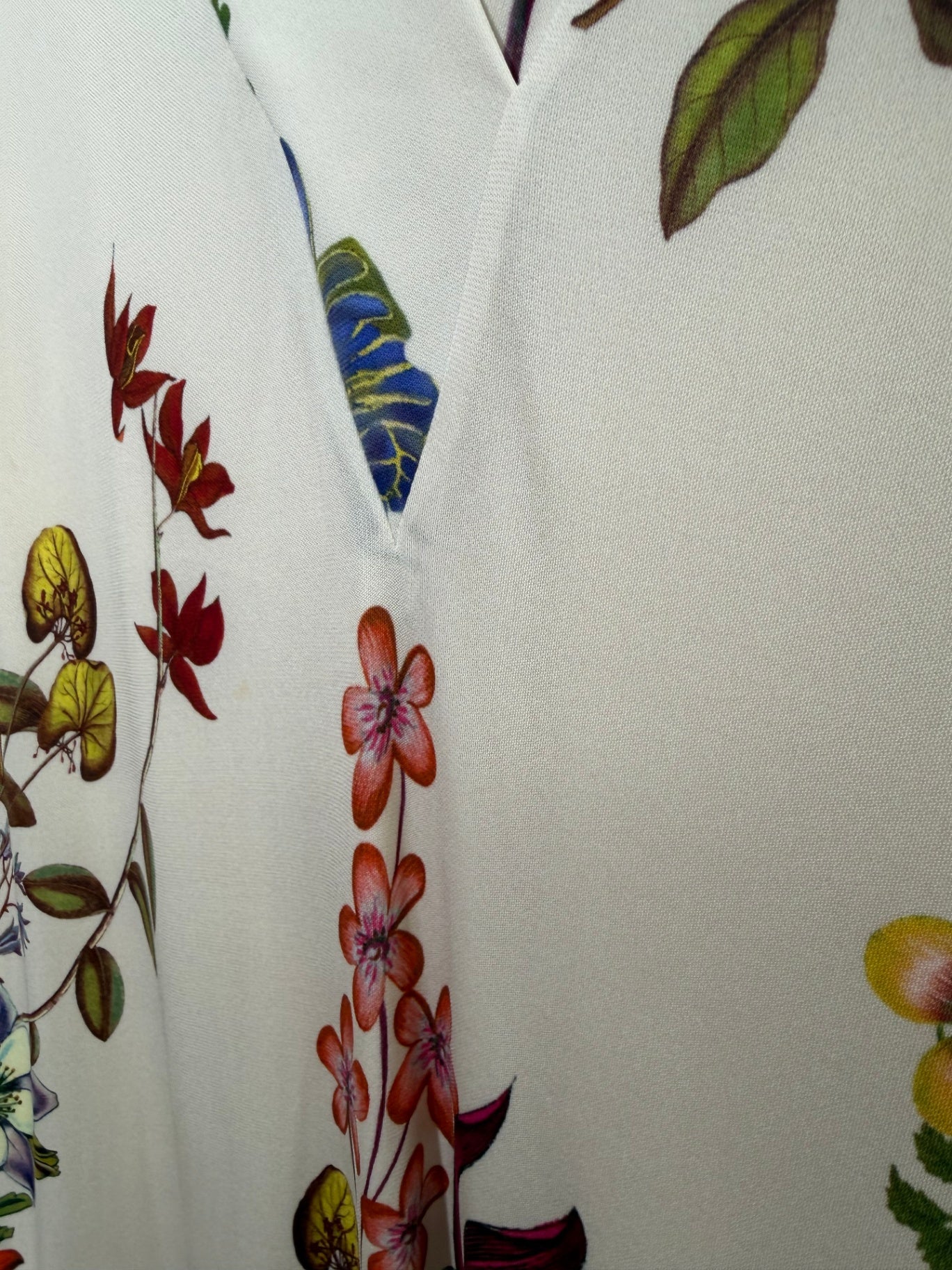 ETRO Creme mit bunten Blumenmustern 40 Viscose