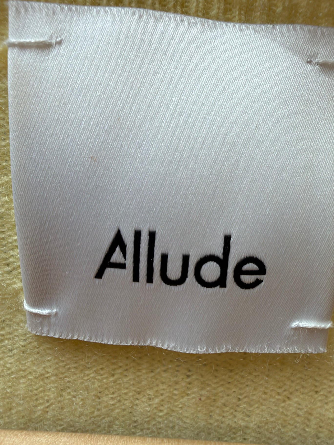 Allude Hellgelb 42 100% Cashmere