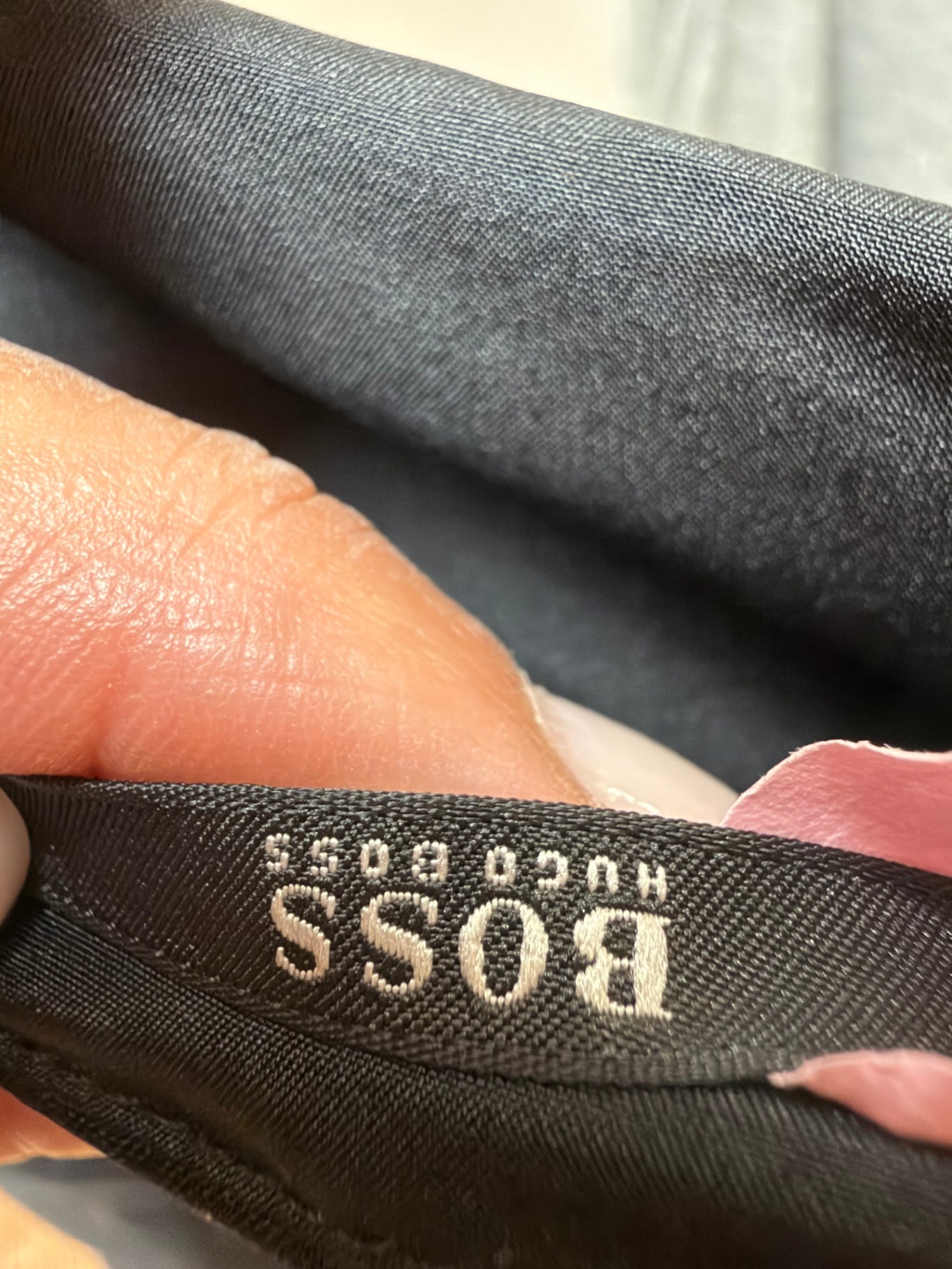 Hugo Boss Schwarz 42 Seide / Chiffon