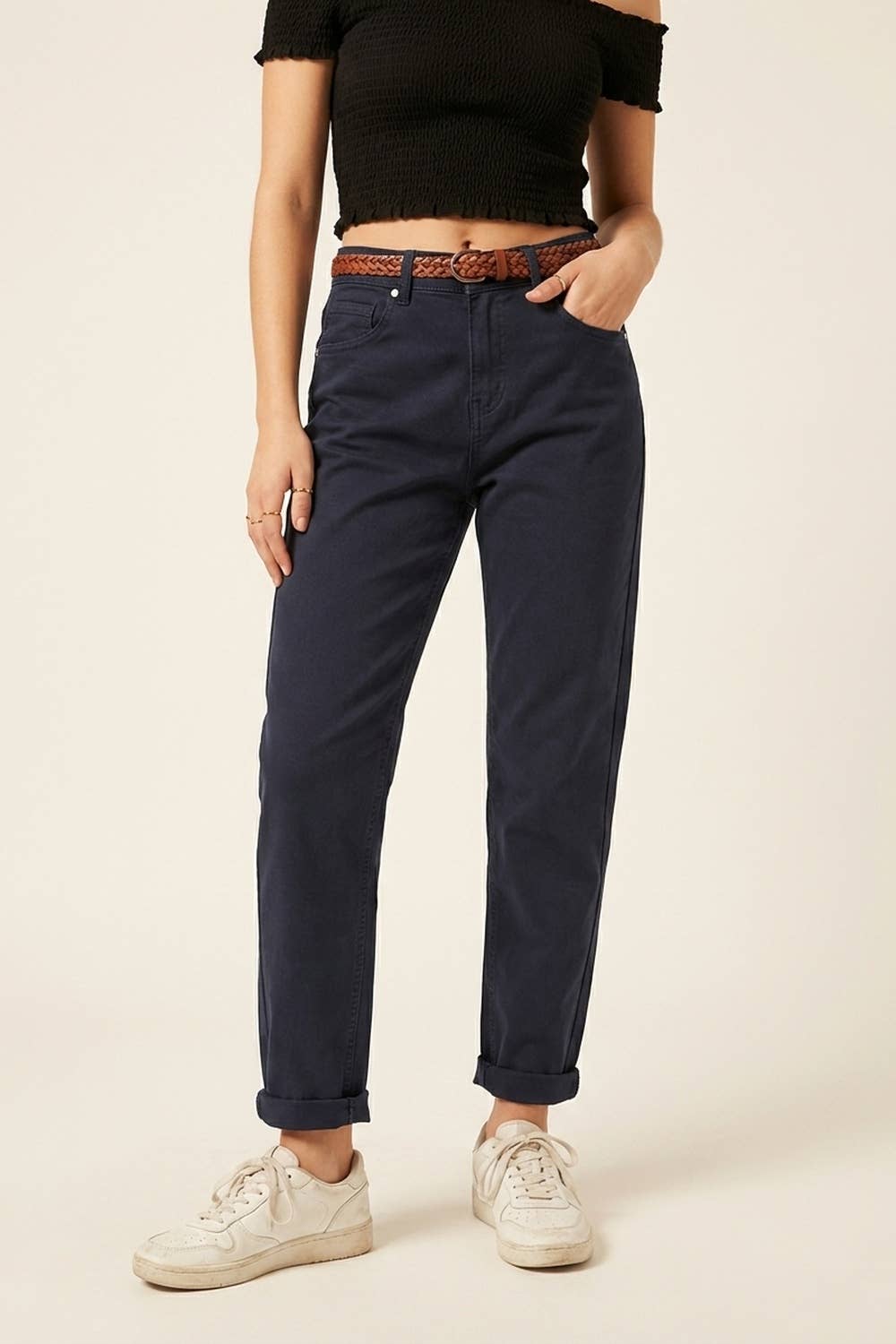 Bequeme Stretch-Jeans mit Barrel-Leg in Marineblau: MARINEBLAU / M