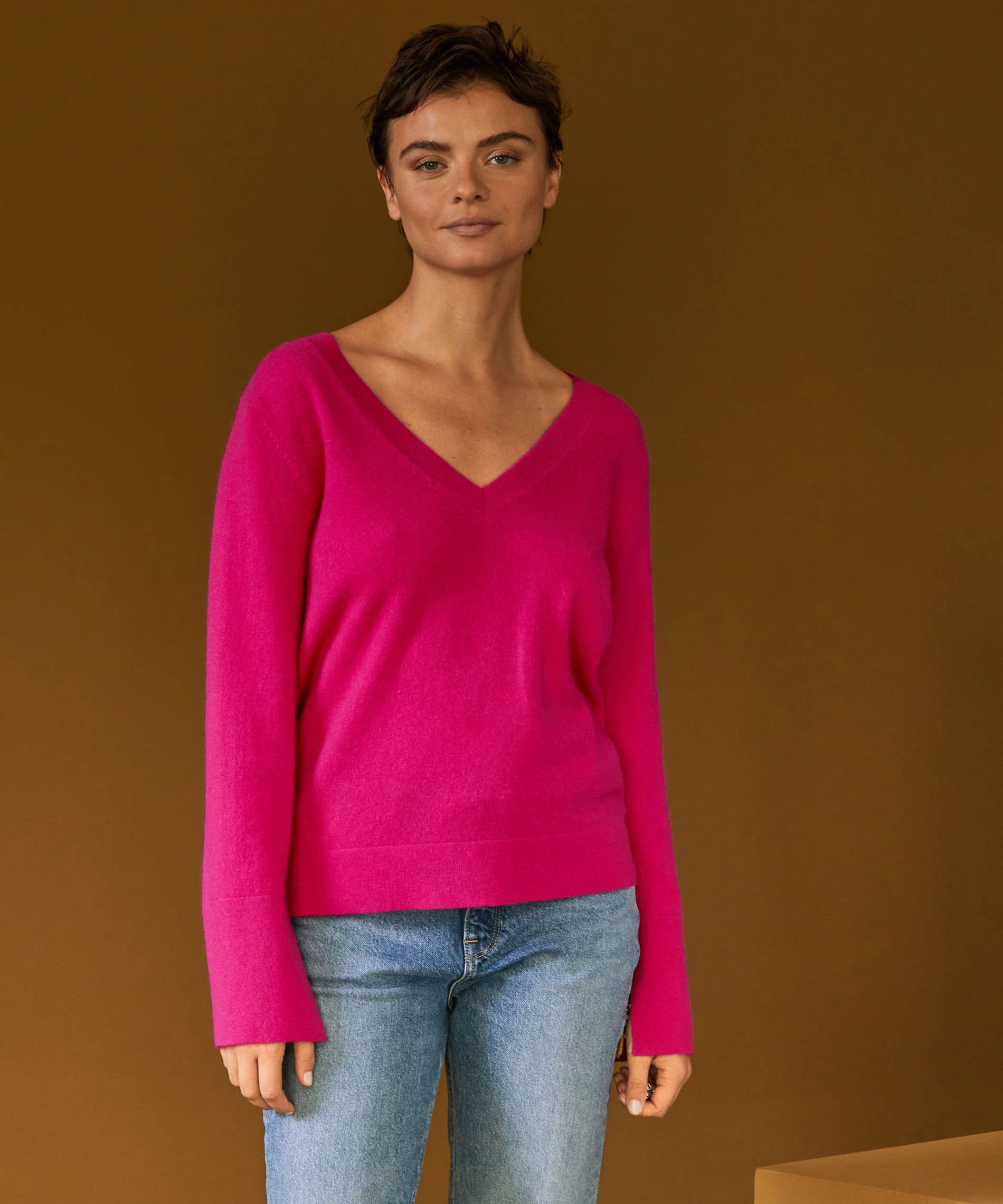 Kaschmirpullover mit V-Ausschnitt: Korallen-Orange / L